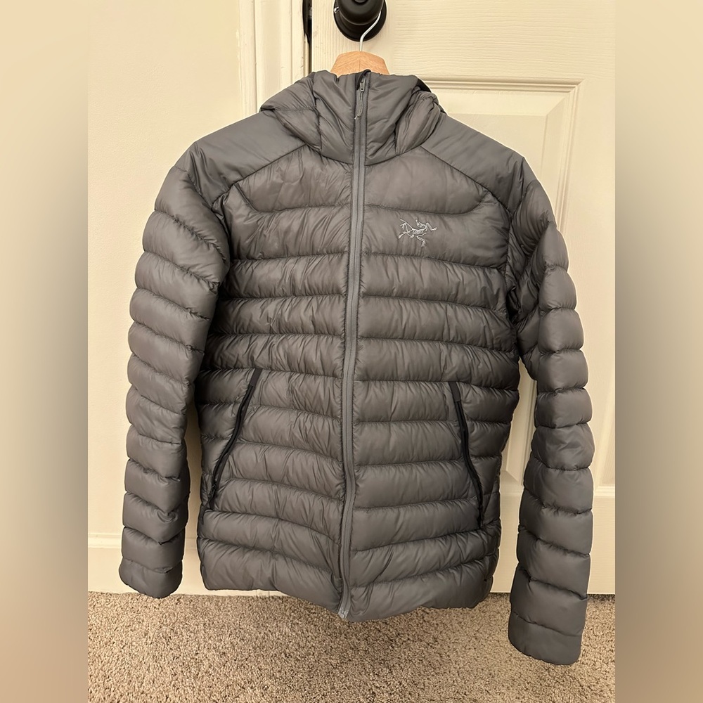 Arc’teryx Cerium LT Hoody (Gray) Size Small Men’s